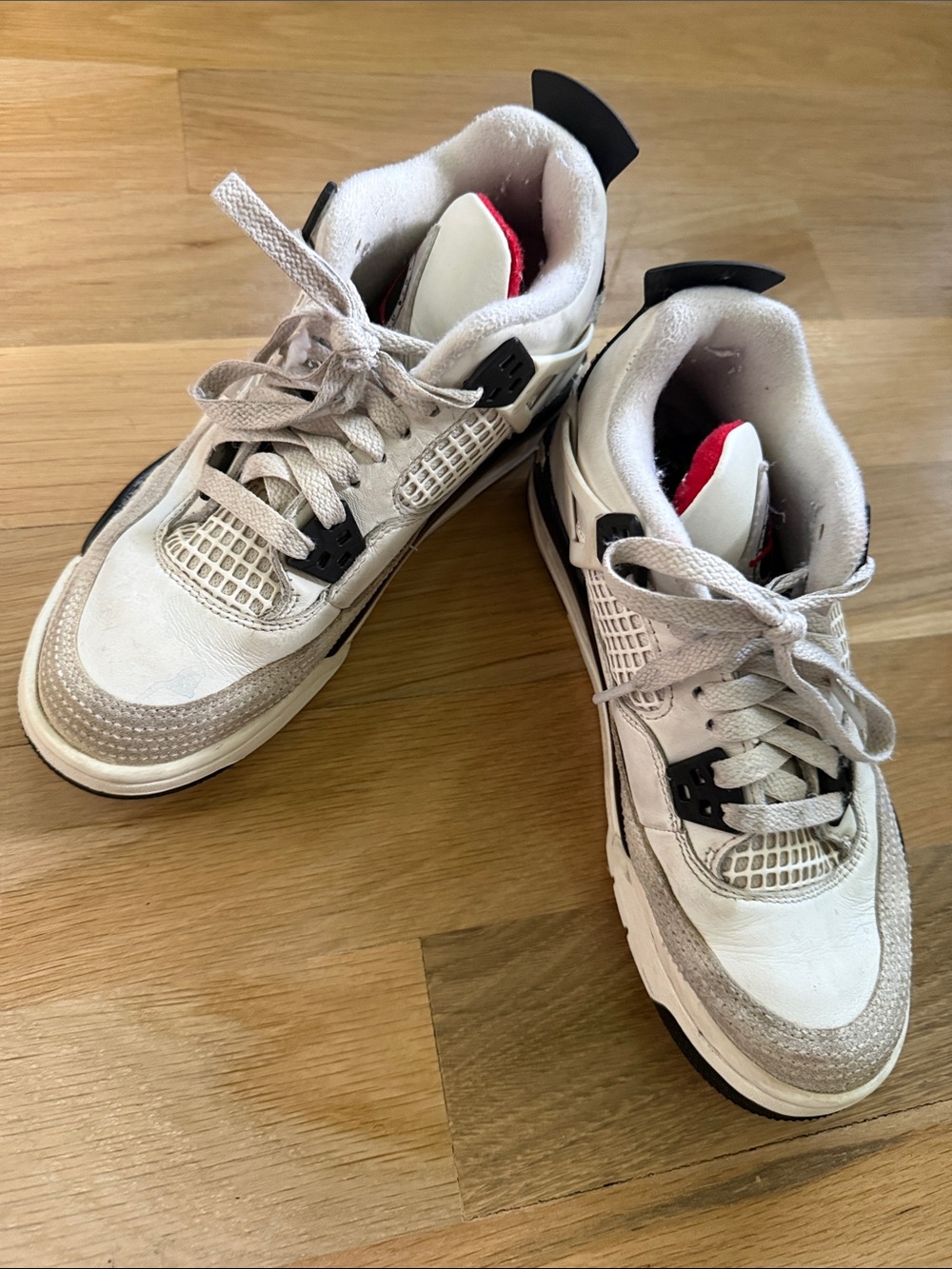 Air Jordan 4 Retro 'Flight Club' Sneakers